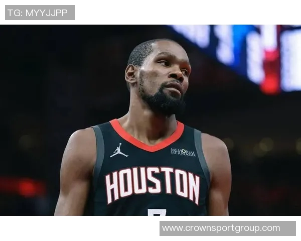 阿门赞杜兰特职业态度出色训练如赛场展现顶级球星风范