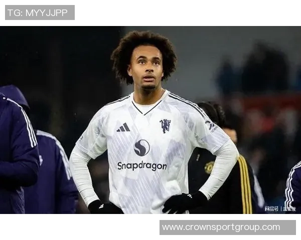 米体报道罗马租借齐尔克泽后买断费用或超3500万欧元具体金额待定